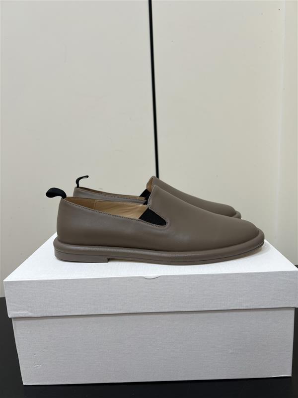 2025112812814856 290